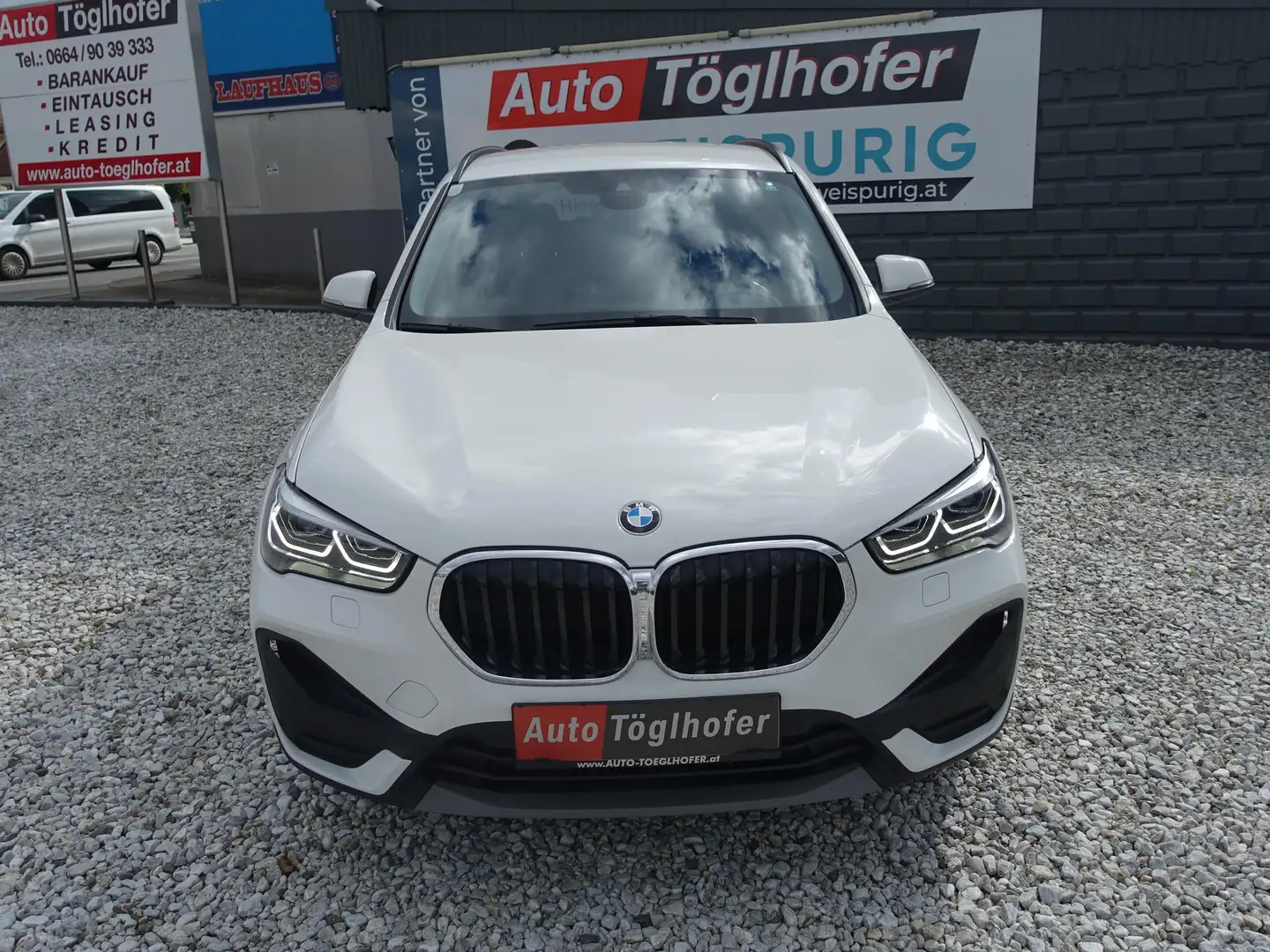 BMW X1 -1.6d Aut. S-Drive, LED-NAVI-AHV-SHZG, Garantie Weiß - 2