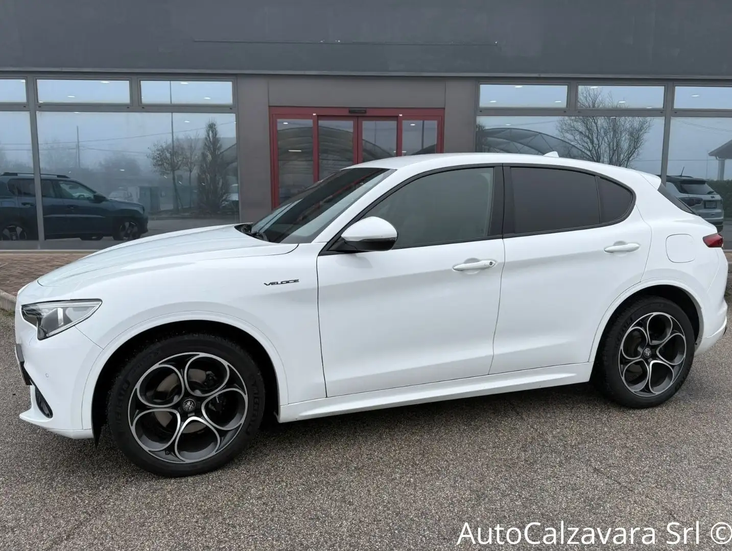 Alfa Romeo Stelvio 2.2 Turbodiesel 210 CV AT8 Q4 Veloce / GH406MD Blanco - 2