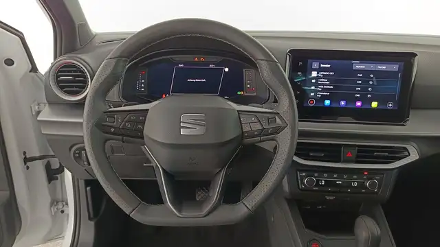 Seat Arona view 14