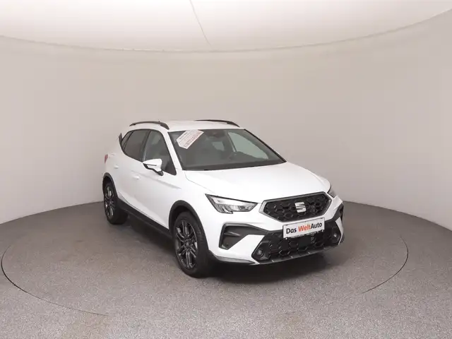 Seat Arona view 2