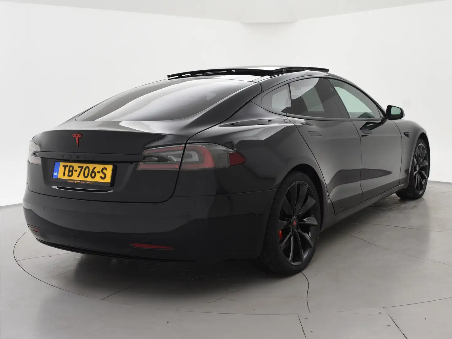 Tesla Model S 100D PERFORMANCE P100D 612 PK + 21 INCH | AUTOPILO Zwart - 2