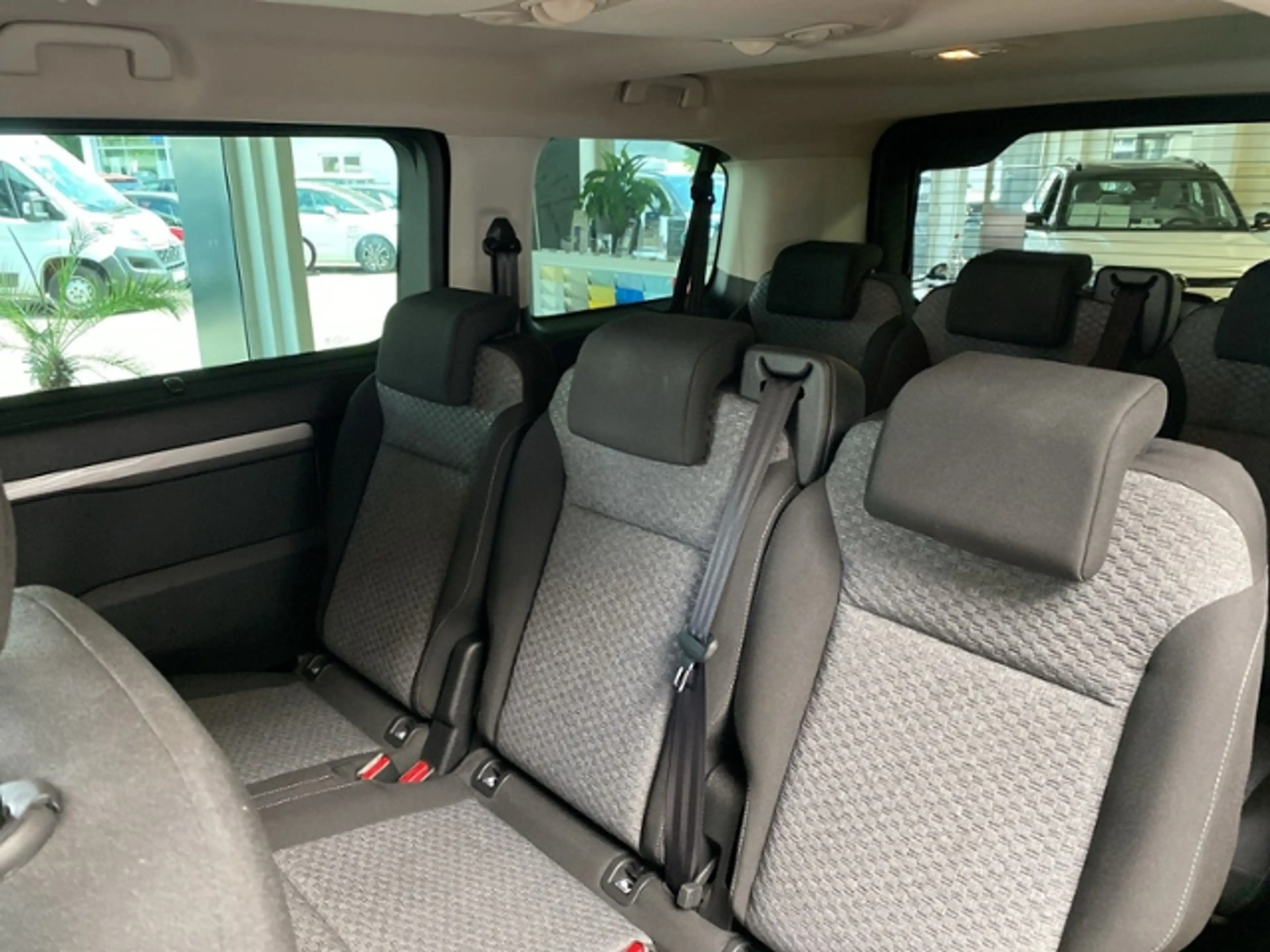 Citroen Spacetourer Plus M — photo 10
