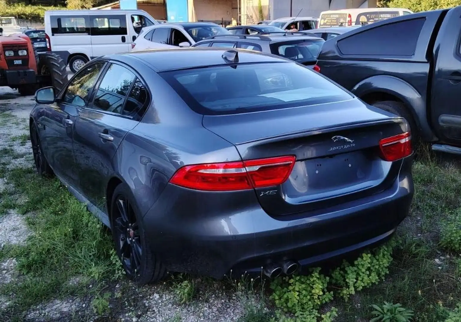 Jaguar XE XE 2.0d i4 Pure Business edition 180cv auto my18 - 1