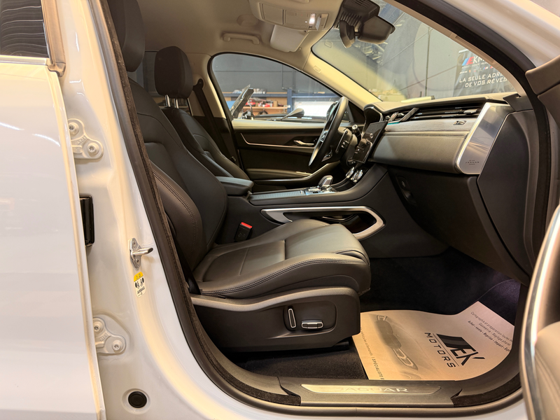 Jaguar F-Pace °1ERE MAIN°FULL LED°CARPLAY°CARPASS — photo 9