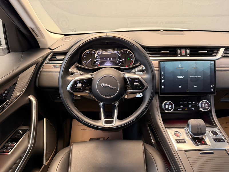 Jaguar F-Pace °1ERE MAIN°FULL LED°CARPLAY°CARPASS — photo 13