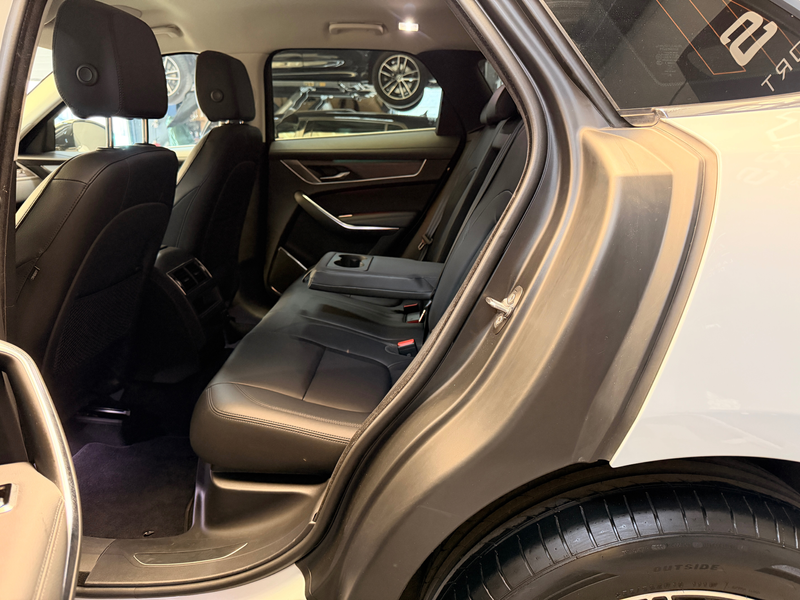 Jaguar F-Pace °1ERE MAIN°FULL LED°CARPLAY°CARPASS — photo 8