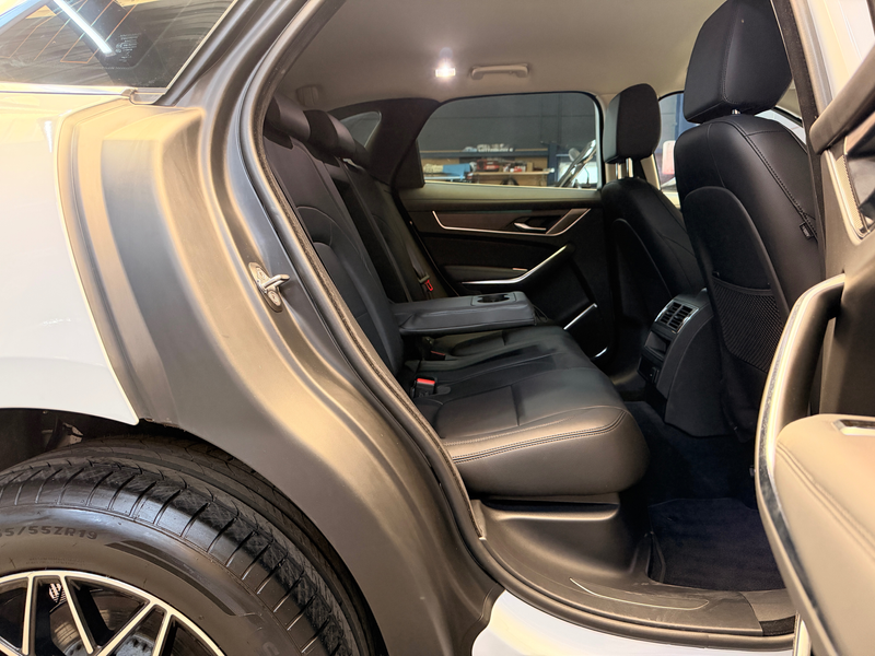 Jaguar F-Pace °1ERE MAIN°FULL LED°CARPLAY°CARPASS — photo 10