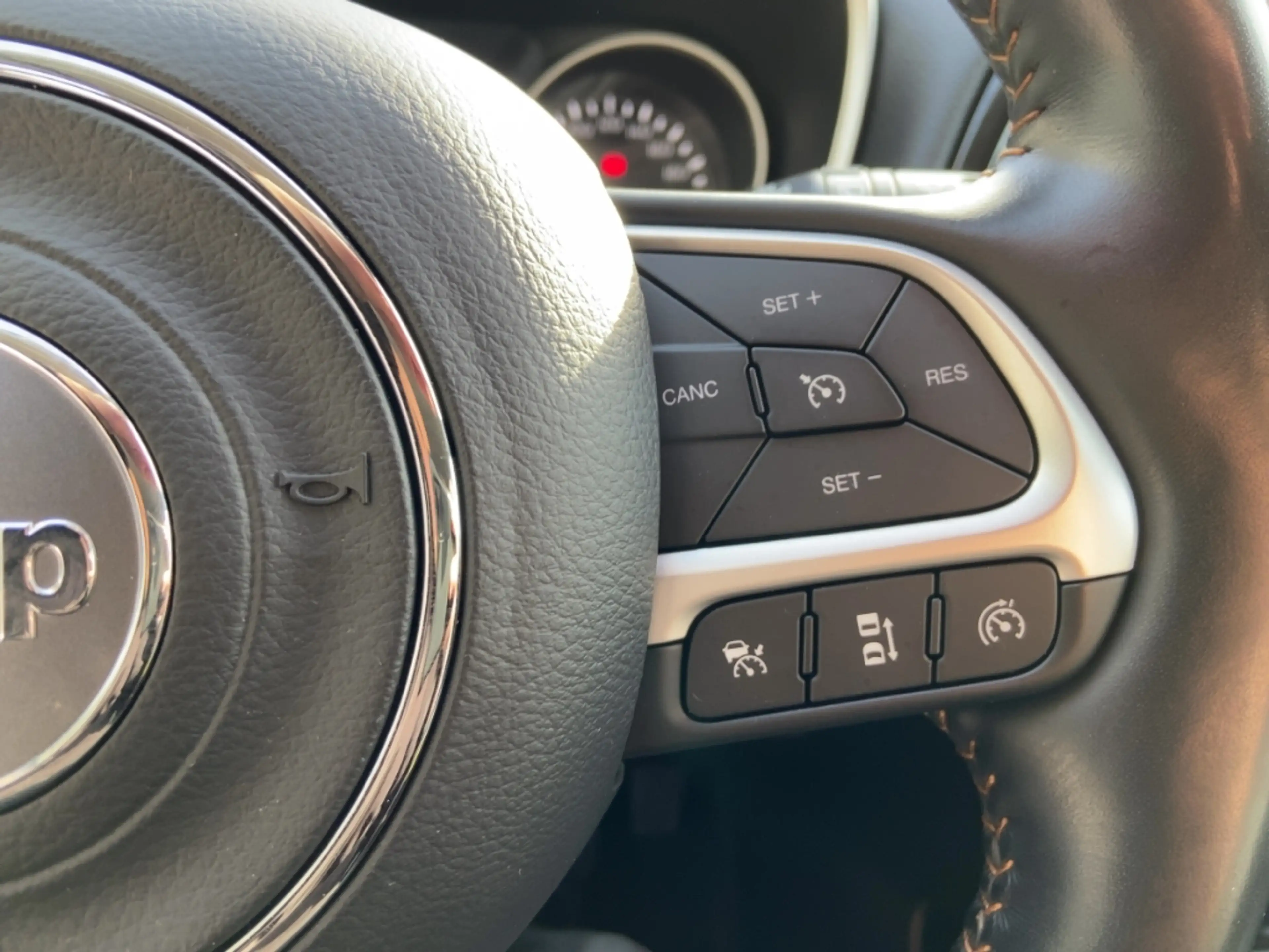 Jeep Compass Limited 1.4 MultiAir/PANO/ACC/ALPINE/KAMERA — photo 11