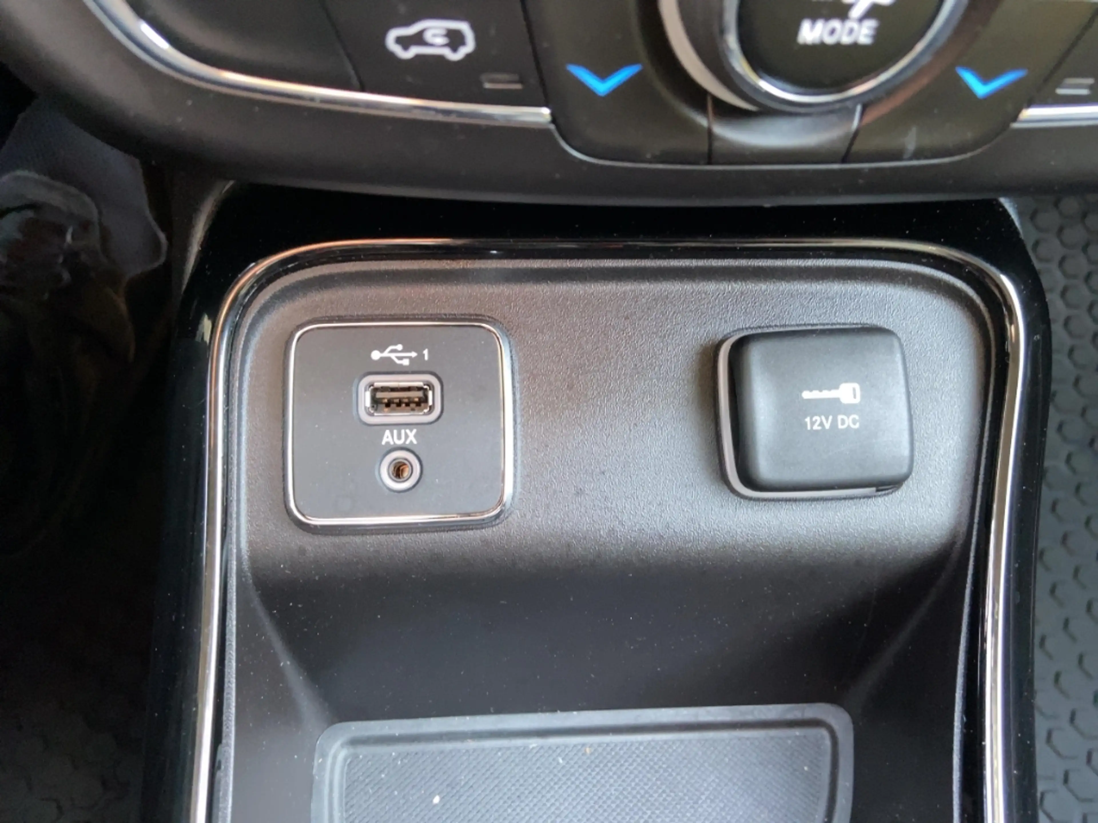 Jeep Compass Limited 1.4 MultiAir/PANO/ACC/ALPINE/KAMERA — photo 15