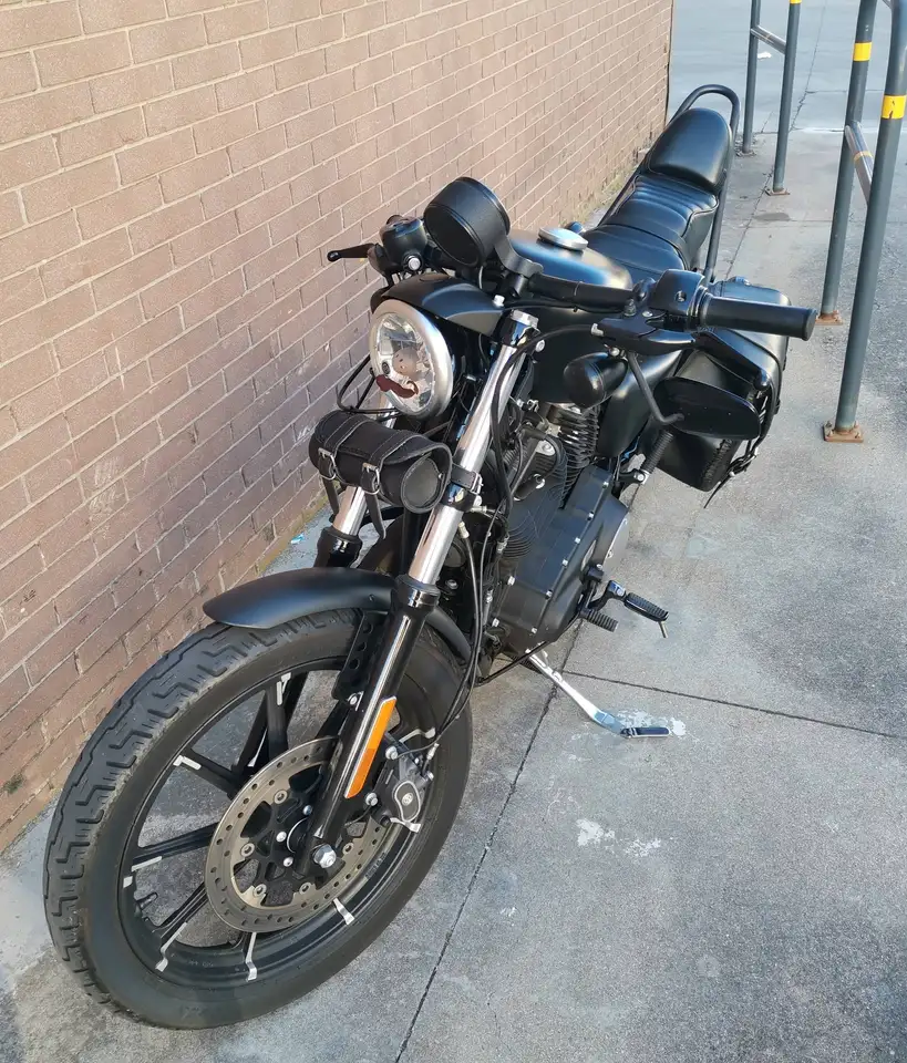 Harley-Davidson Sportster XL 883