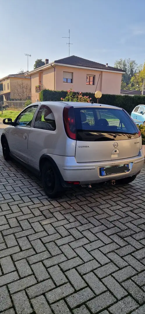 Opel Corsa 3p 1.3 cdti Sport - 2