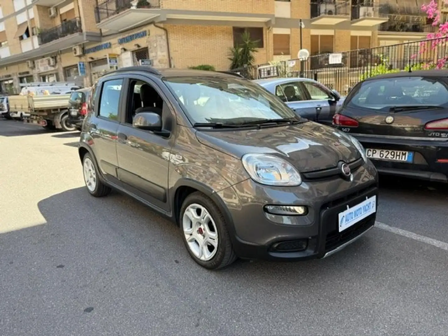 Fiat Panda Panda 1.0 firefly hybrid City Life s Grijs - 1