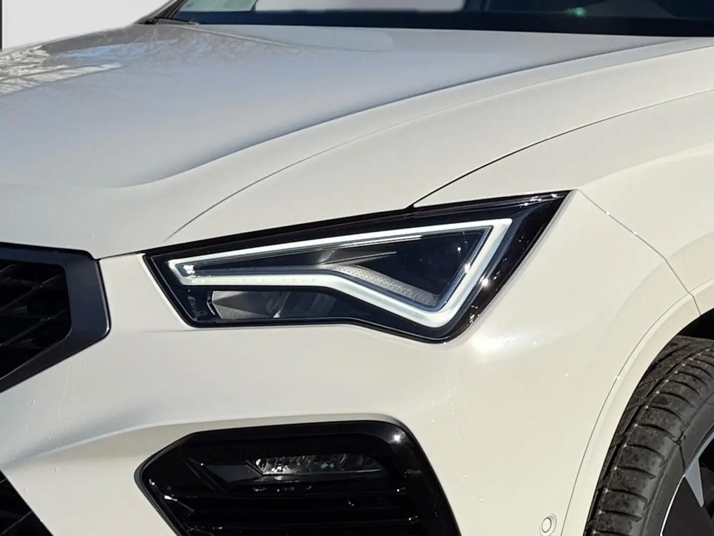 CUPRA Ateca 1.5 TSI ACT DSG NAVI ACC SHZ LED AHK Weiß - 2