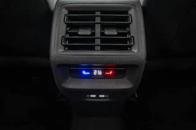 Volkswagen Tayron 2,0 TDI DSG 4Motion R-Line - LAGER 142 kW (193 ... Ansicht 18