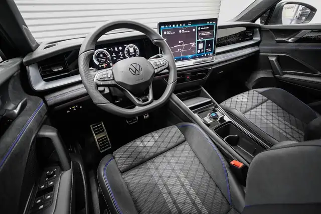 Volkswagen Tayron 2,0 TDI DSG 4Motion R-Line - LAGER 142 kW (193 ... Ansicht 6