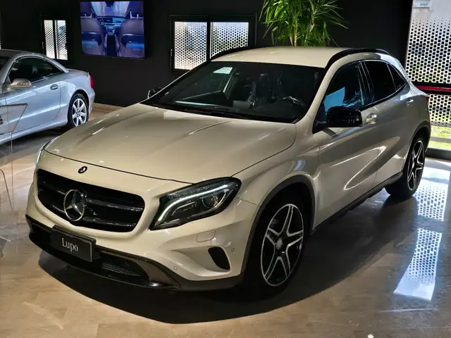 Mercedes-Benz GLA 200 GLA 200 CDI Automatic 4Matic Sport
