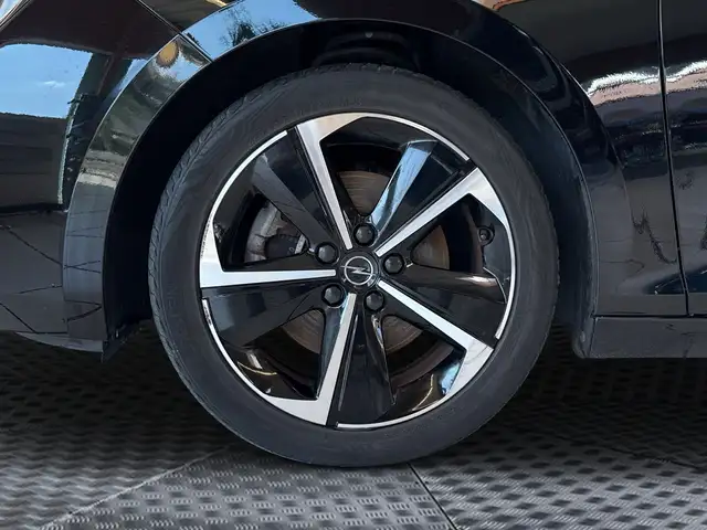 Opel Astra view 9