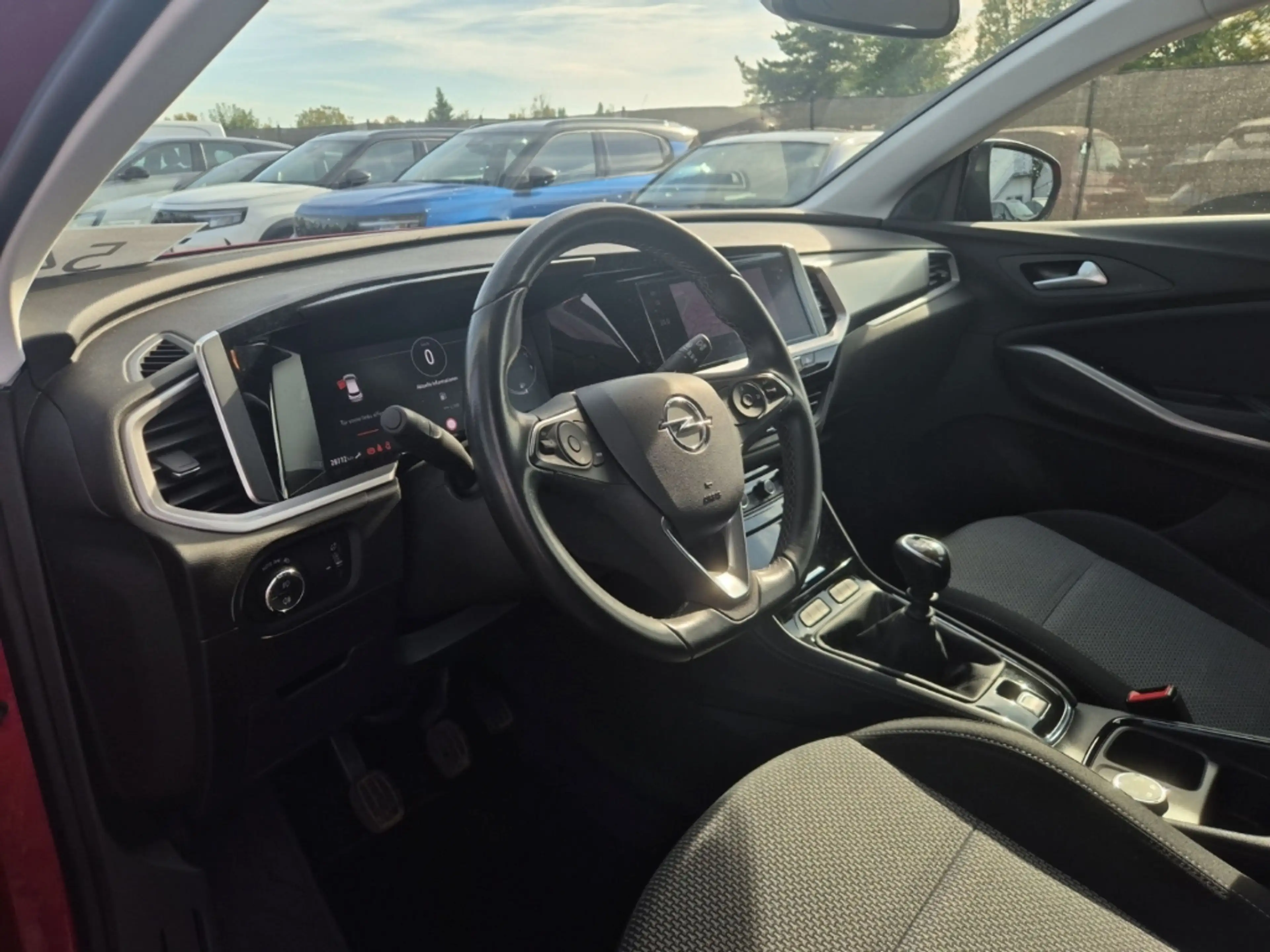 Opel Grandland Business Edition 1.2 Turbo,LED,Navi,Kamera+PDC — photo 8
