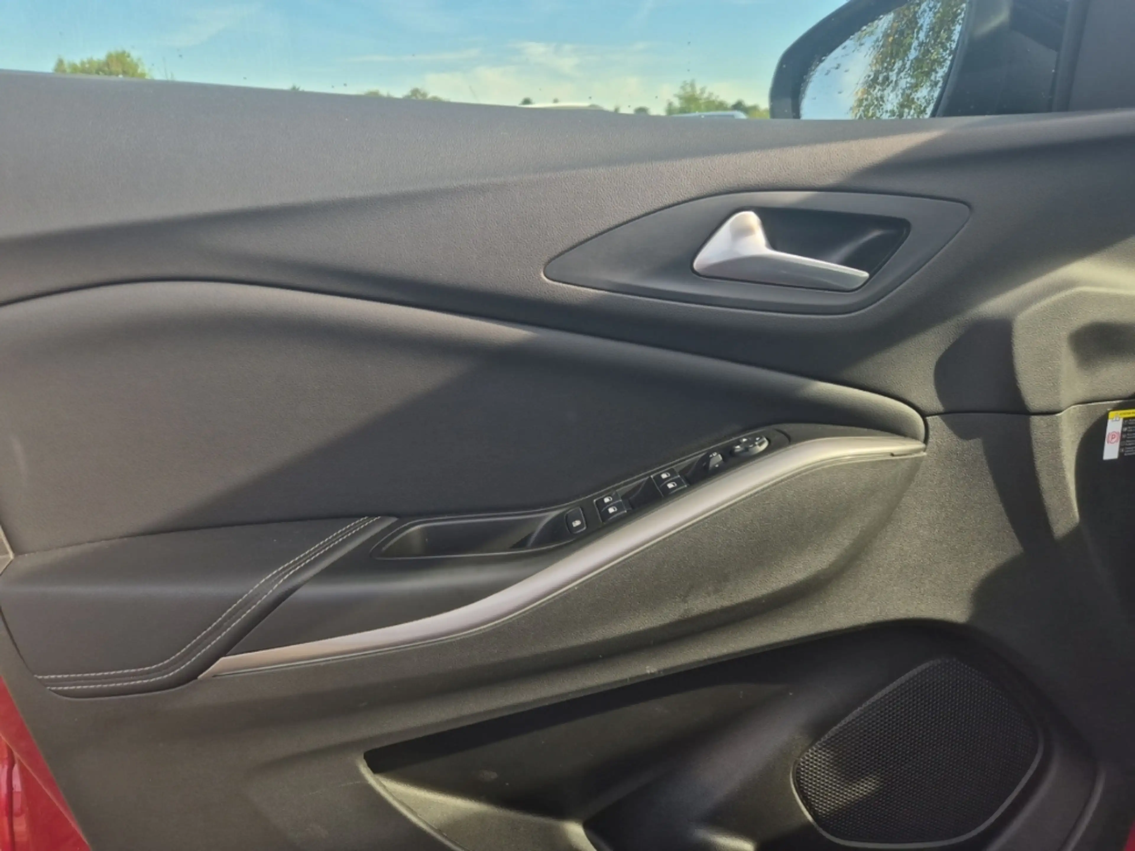 Opel Grandland Business Edition 1.2 Turbo,LED,Navi,Kamera+PDC — photo 9