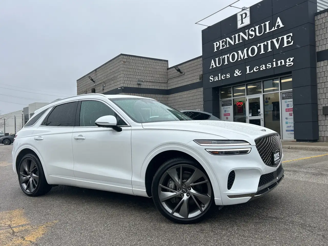 2025 Genesis GV70