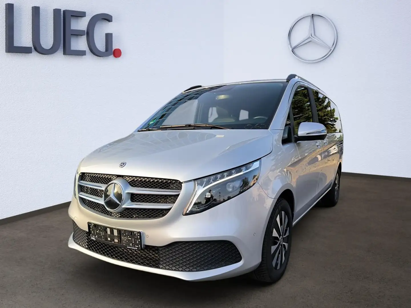 Mercedes-Benz V 250 d 4MATIC Lang el.Schiebe SpurW AHK Navi Weiß - 1