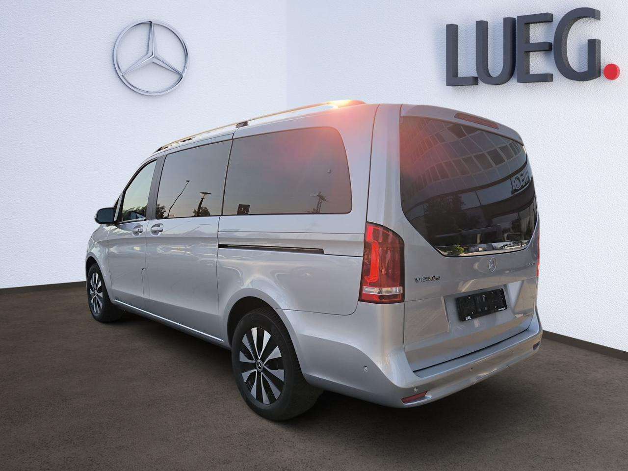 Mercedes-Benz V 250