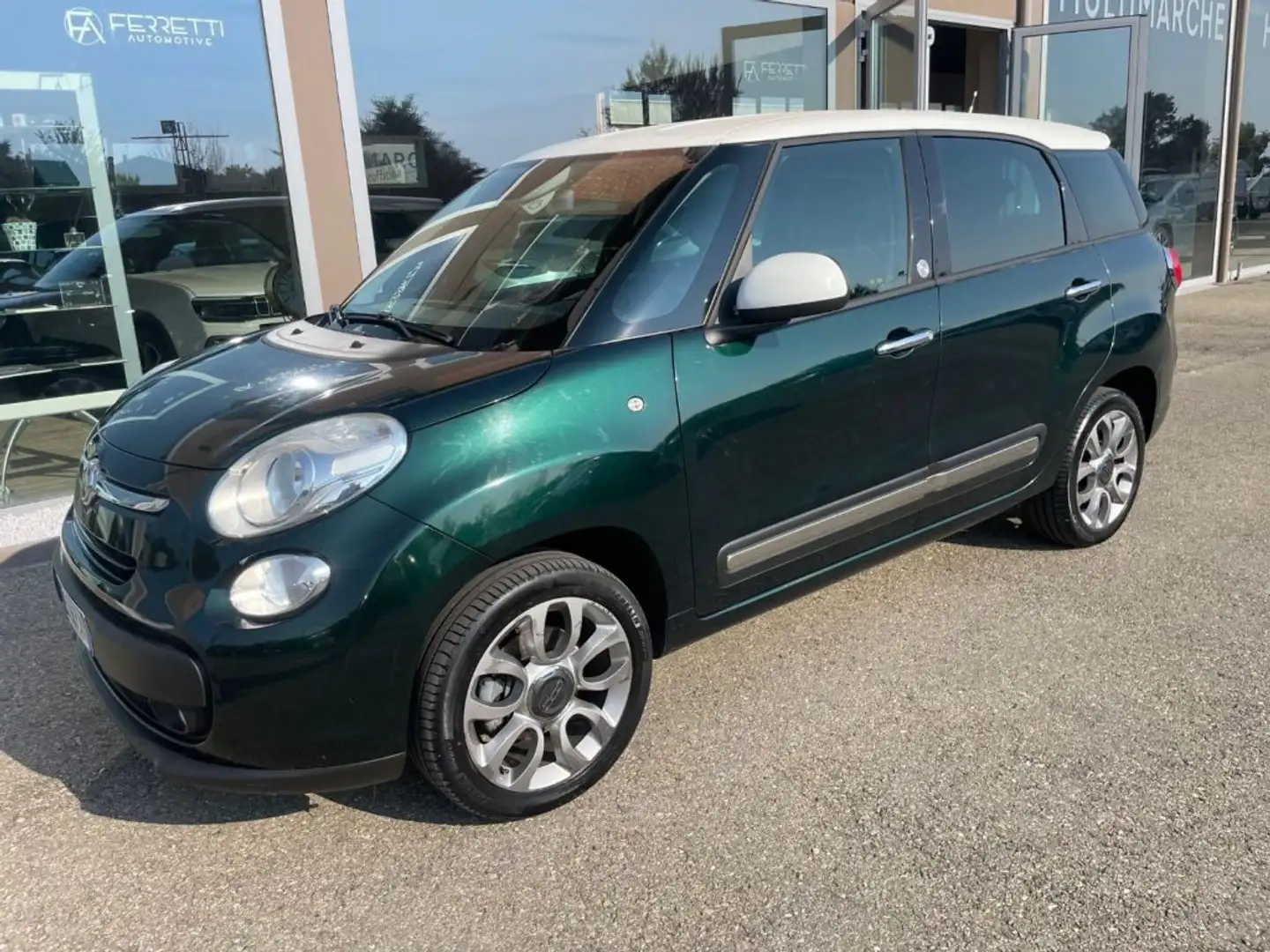 Fiat 500L Living 0.9 TwinAir Turbo Natural Power Lounge Verde - 2
