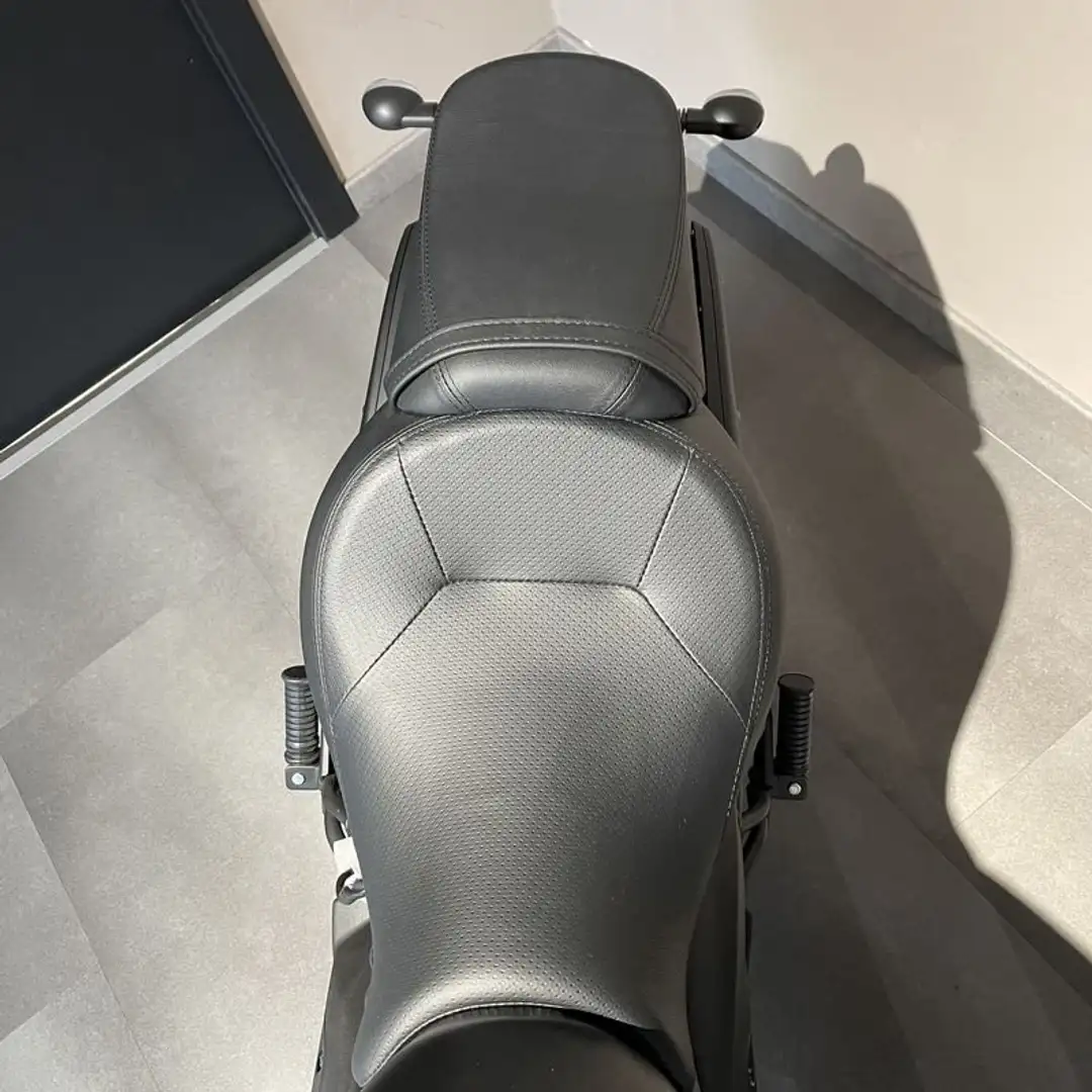 Kawasaki Vulcan S - 2