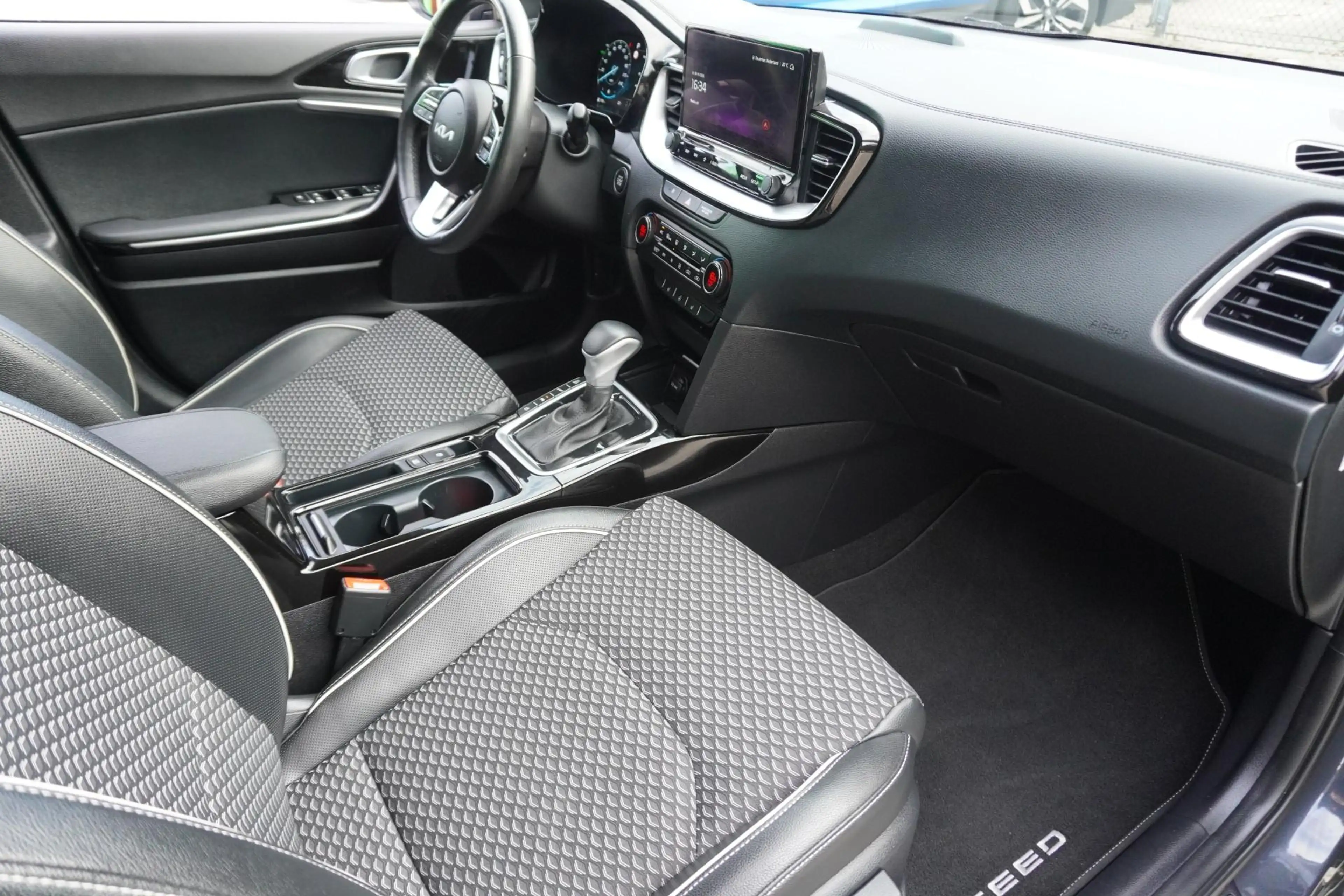 Kia Ceed SW / cee'd SW Sportswagon 1.6 GDI PHEV 140pk DynamicPlusLine Tre — photo 5