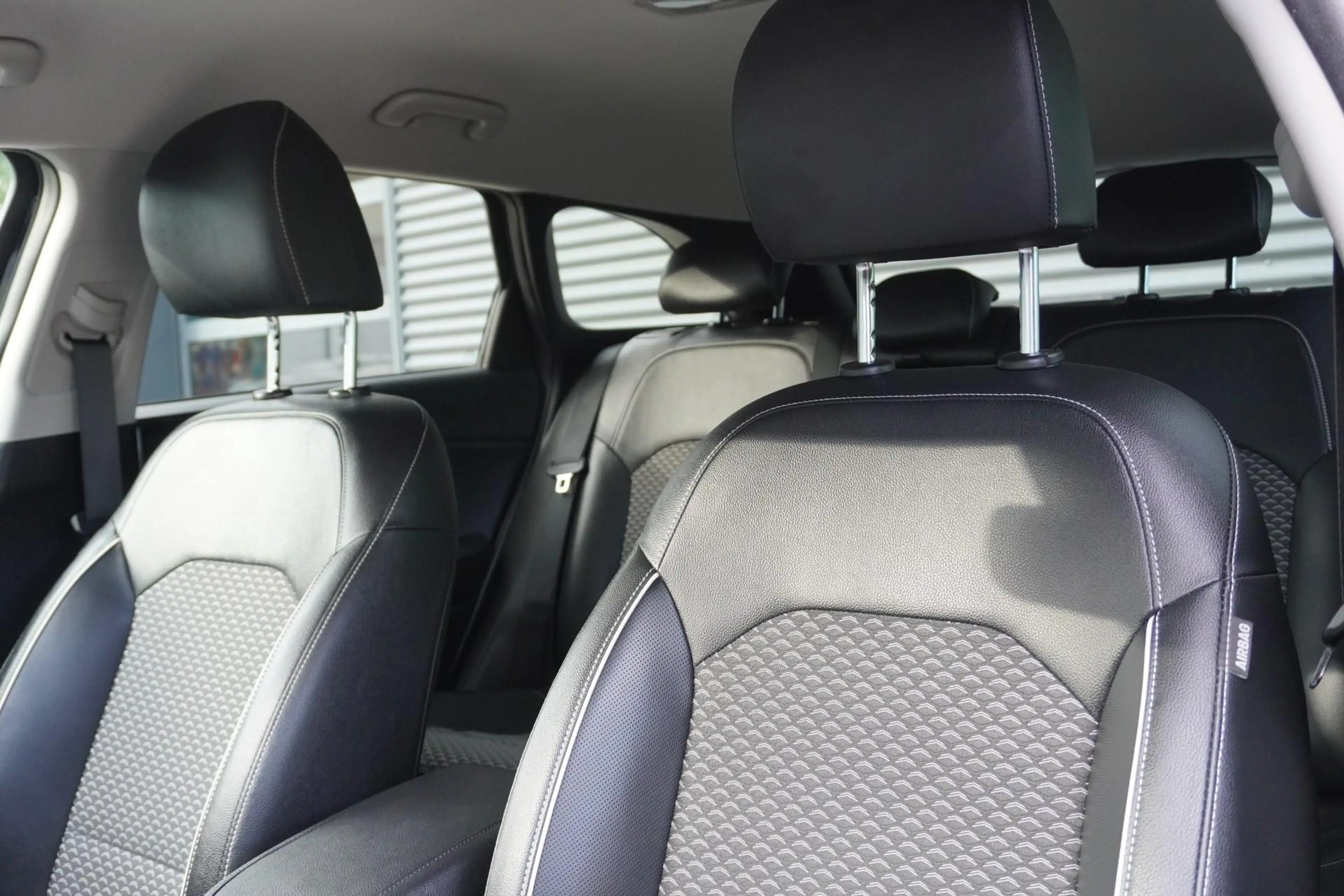 Kia Ceed SW / cee'd SW Sportswagon 1.6 GDI PHEV 140pk DynamicPlusLine Tre — photo 12