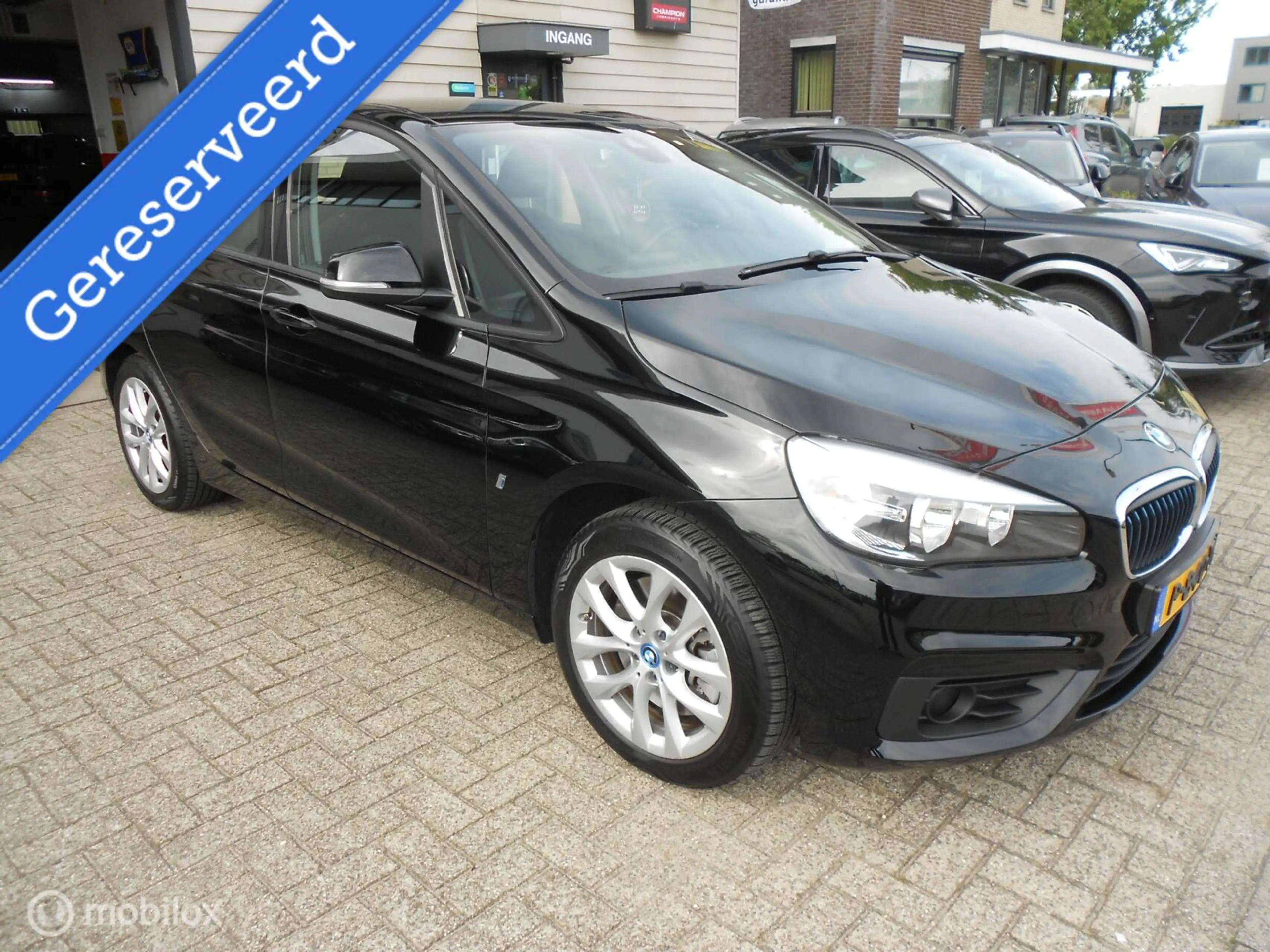 BMW 225 2-serie Active Tourer Hybride 225xe iPerformance 5
