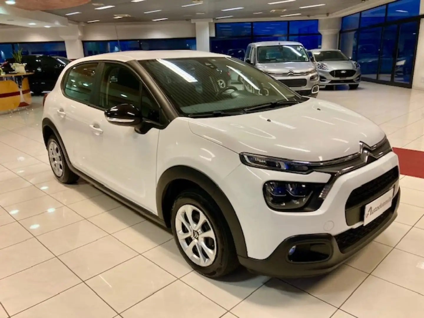 Citroen C3 BlueHDi 100 S&S Business Combi Autocarro Weiß - 1