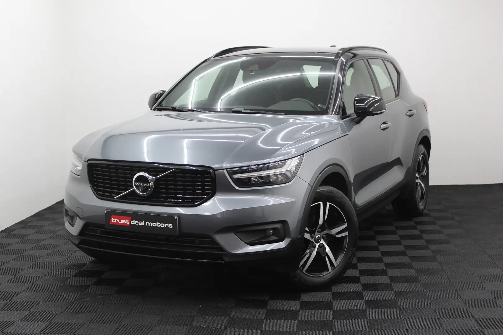 Volvo XC40 XC40 2.0 D3 R-Design * Garantie * Grigio - 1