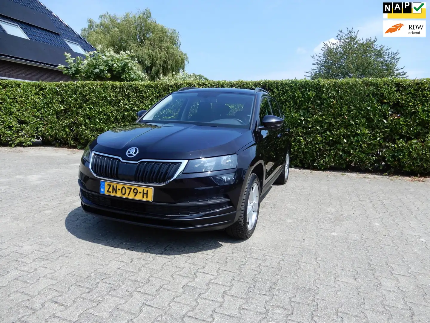 Skoda Karoq 1.0 TSI Business Ambition Negro - 1