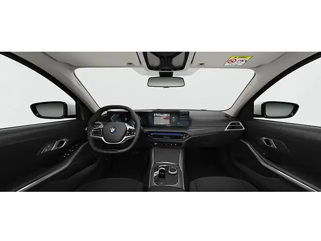 BMW 3 Series view 4