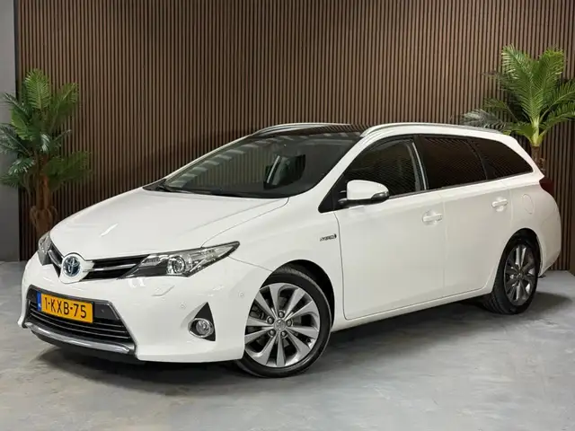 Toyota Auris Touring Sports 1.8 Hybr. Lease Pro