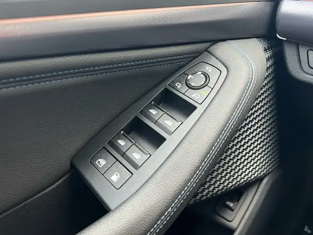 BMW 2 Series view 14