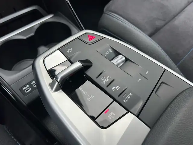 BMW 2 Series view 8