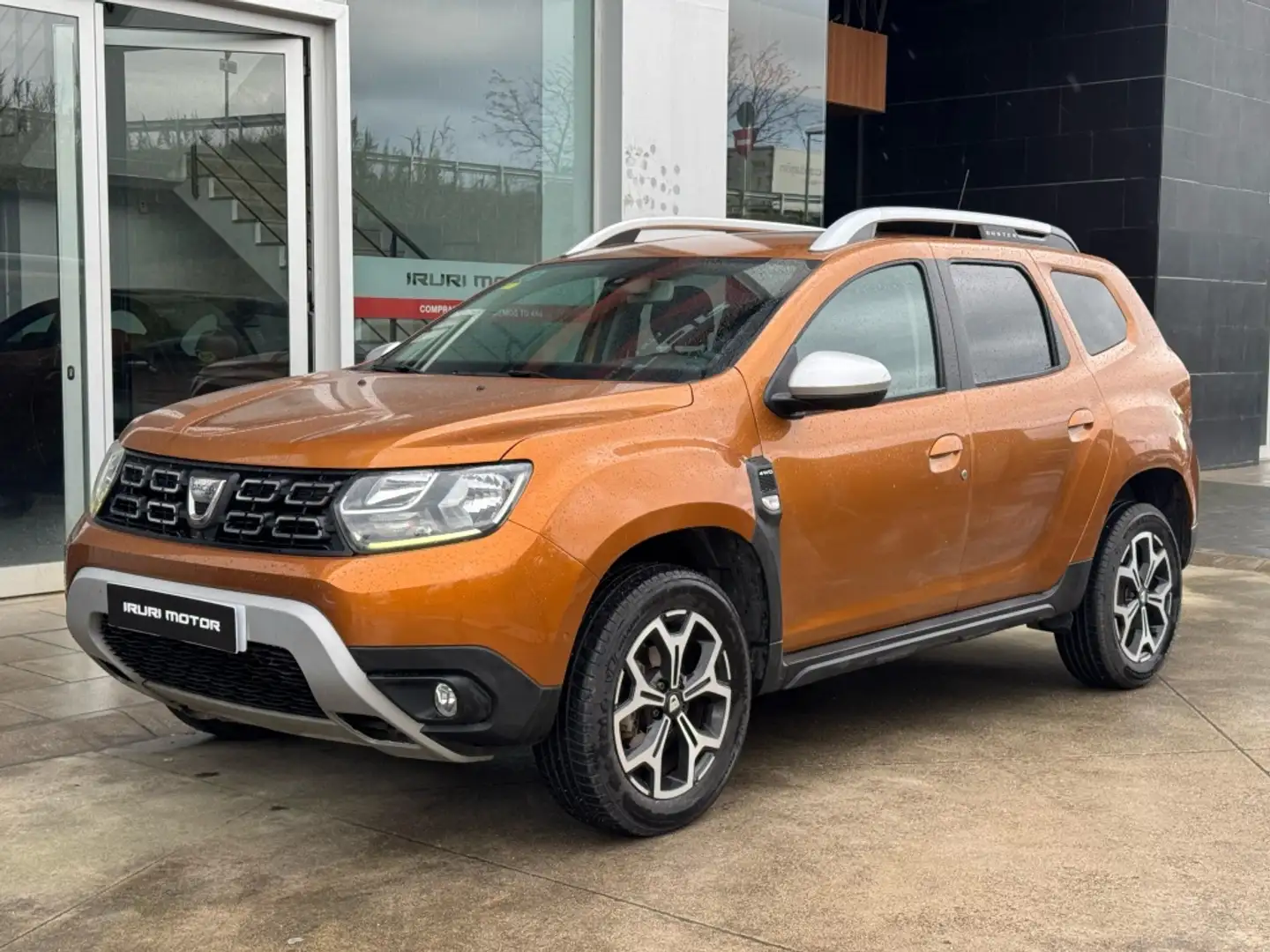 Dacia Duster 1.5dCi Laureate 4x4 110 Naranja - 2