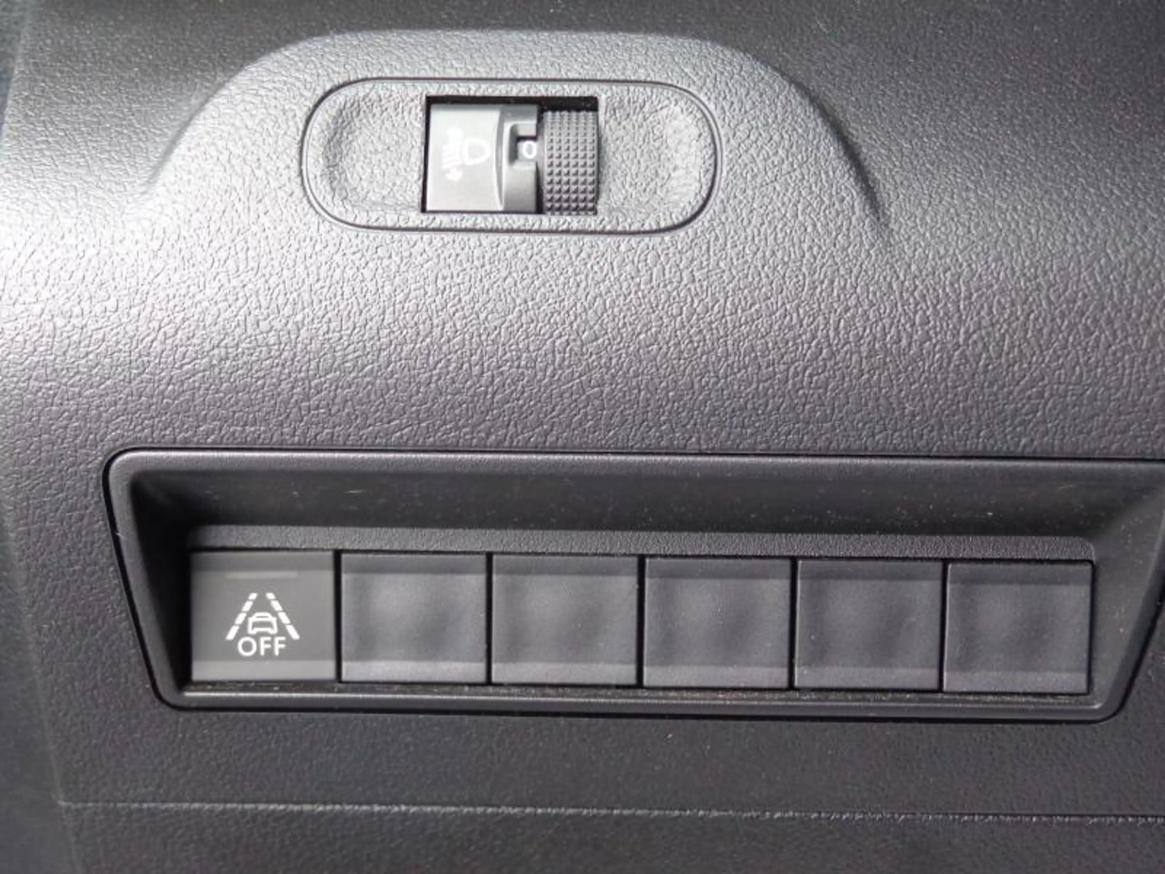 Peugeot Rifter 1.5HDi Allure - Clim - Maintien dans la voie — photo 13