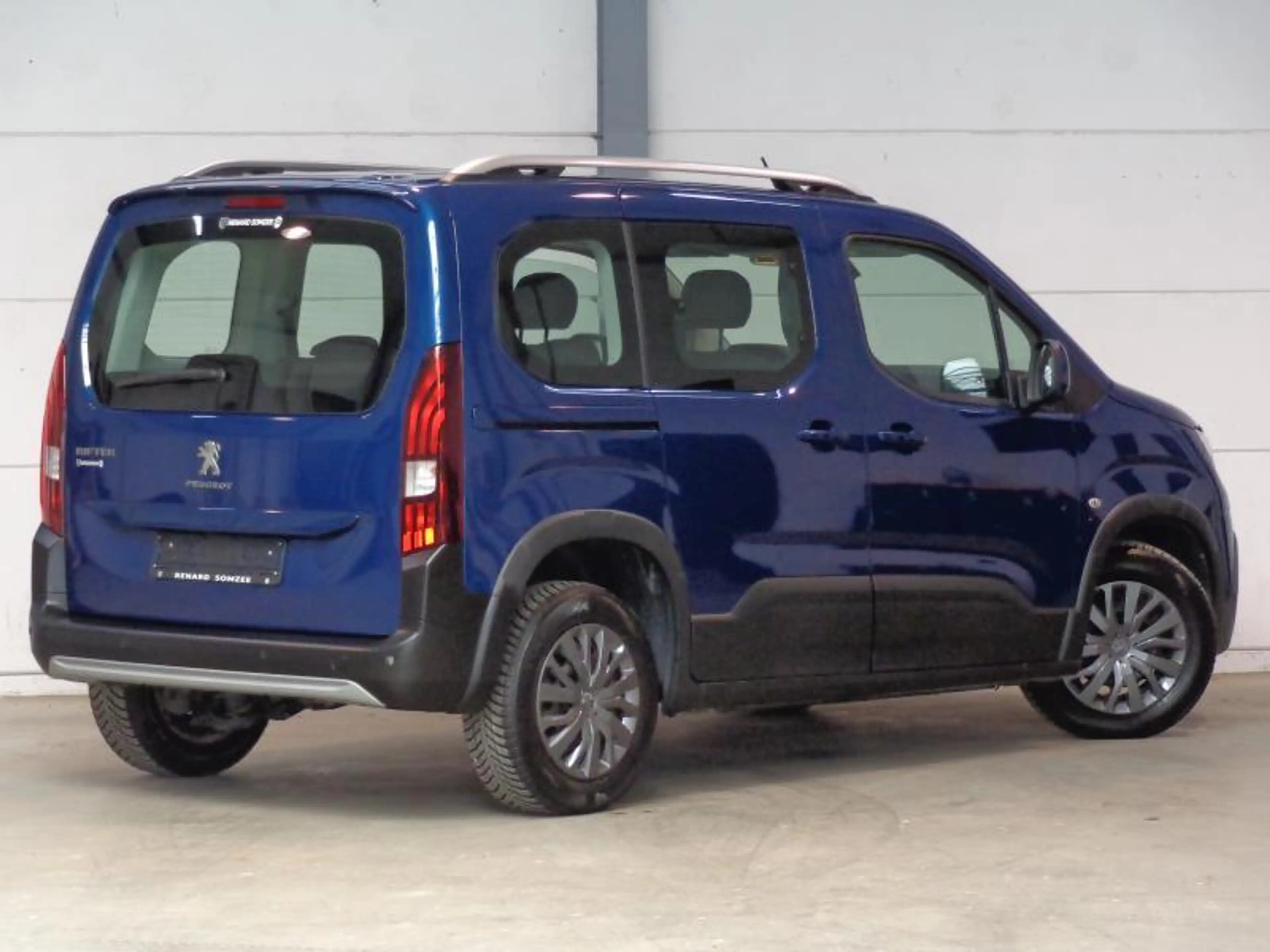 Peugeot Rifter 1.5HDi Allure - Clim - Maintien dans la voie — photo 3