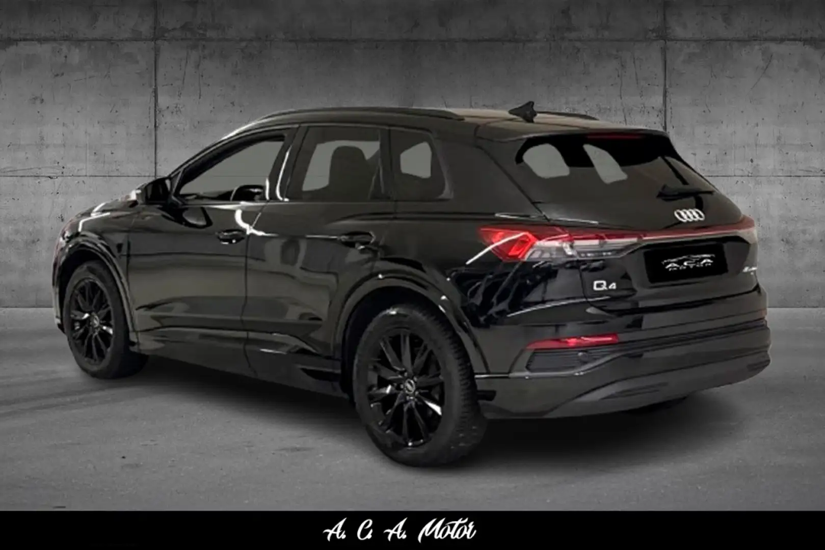 Audi Q4 e-tron 40 S Line 82KWh Negro - 2