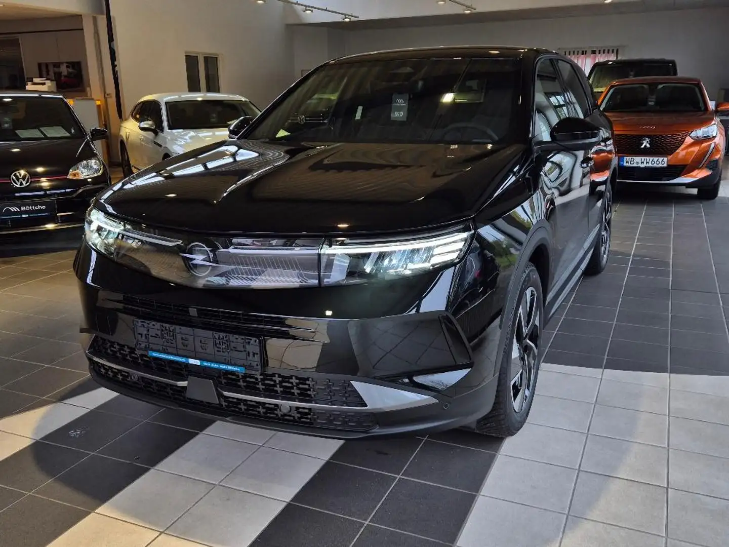 Opel Grandland 1.2 Mild- Hybrid Android Auto / LED Schwarz - 2