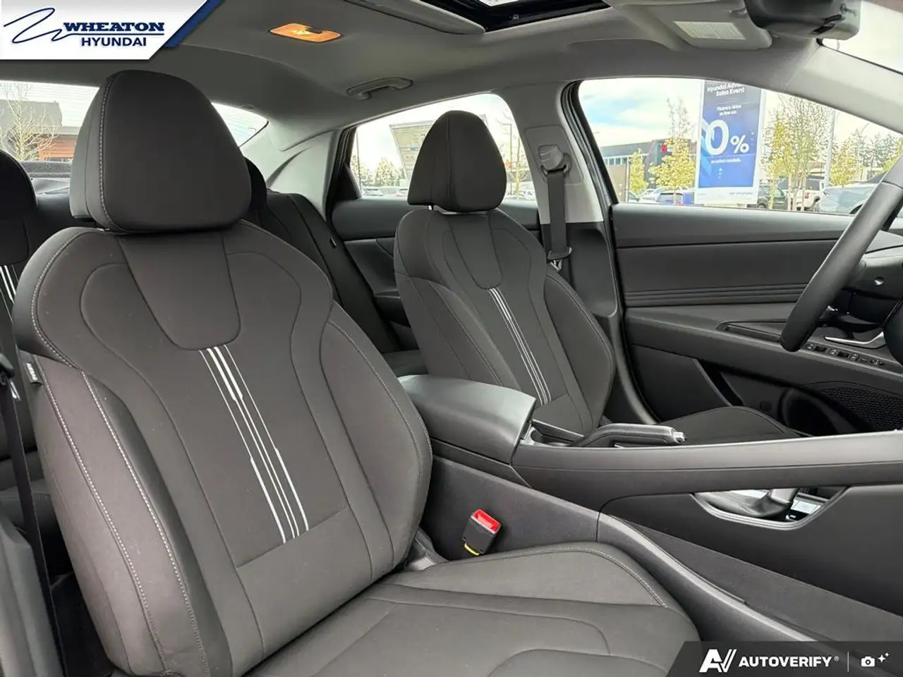 Hyundai ELANTRA снимка Hyundai ELANTRA
