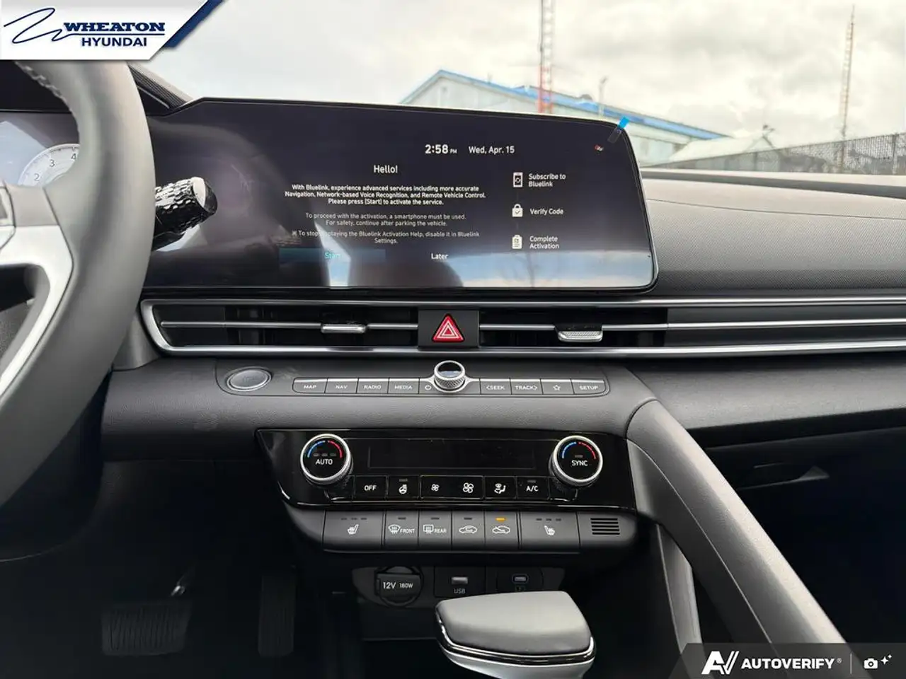 Hyundai ELANTRA снимка Hyundai ELANTRA