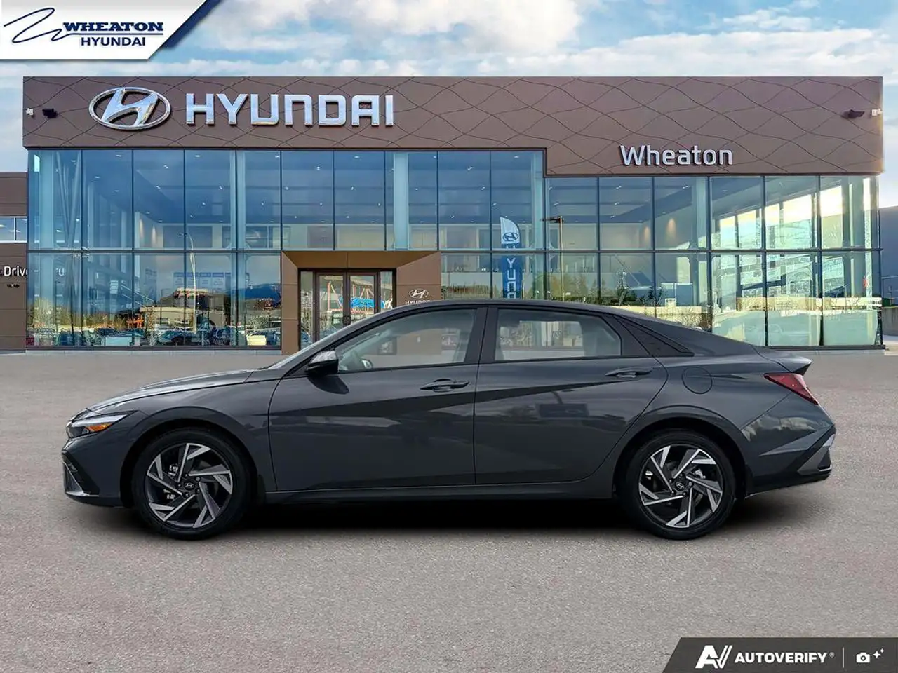 Hyundai ELANTRA снимка Hyundai ELANTRA