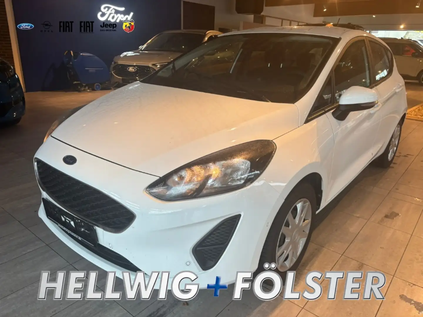 Ford Fiesta COOL & CONNECT NAVI / PDC / GJR Wit - 1