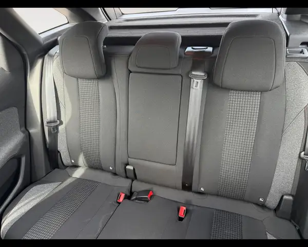Peugeot 3008 view 13
