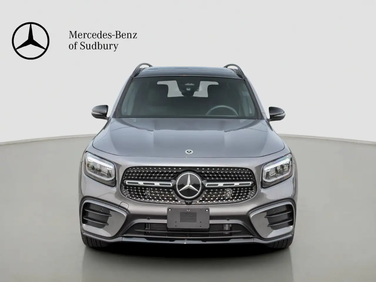 Mercedes-Benz GLB снимка Mercedes-Benz GLB