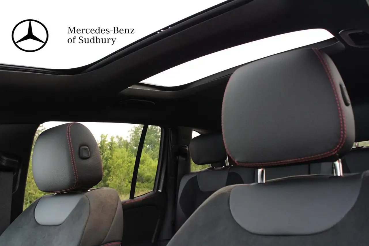 Mercedes-Benz GLB снимка Mercedes-Benz GLB